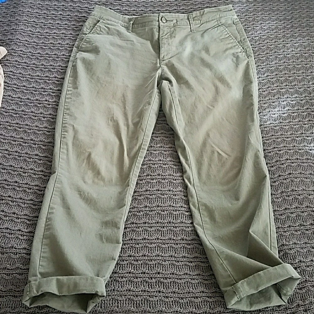 Gap skinny boyfriend khaki chinos