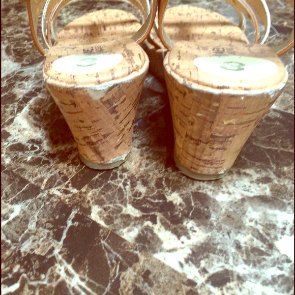 Michael Kors - Picture 3 of 4