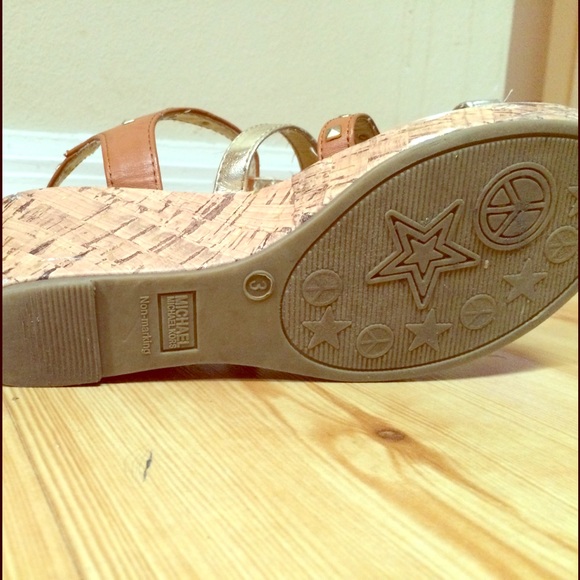 Michael Kors - Picture 4 of 4