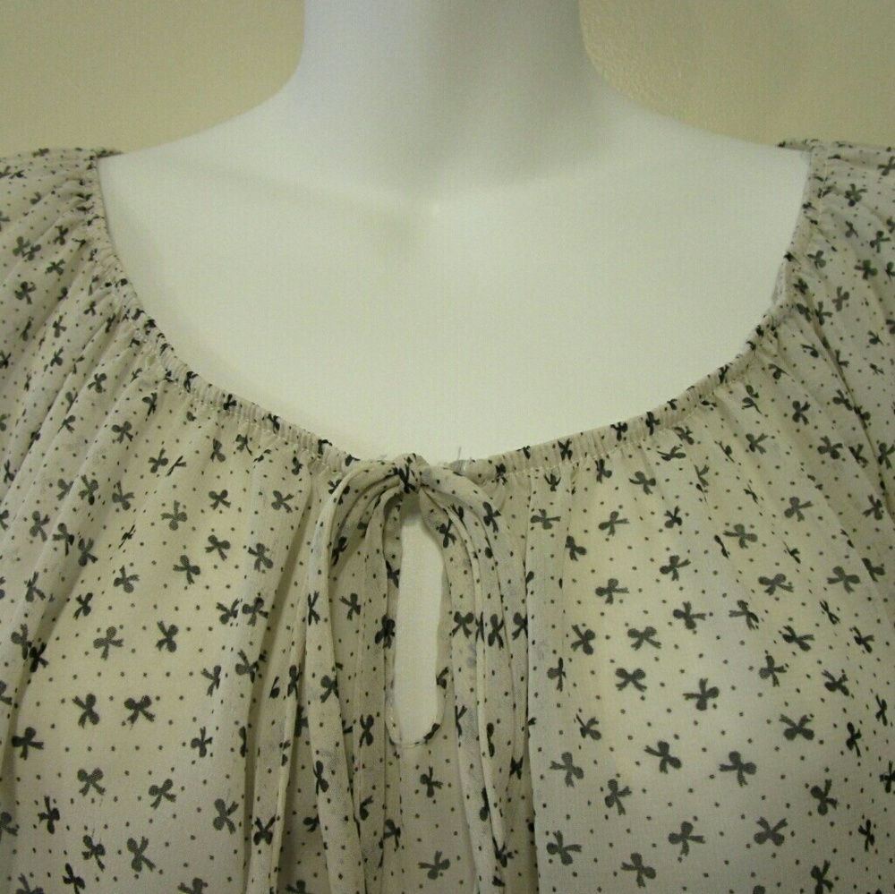 Peasant Top - Picture 2 of 4