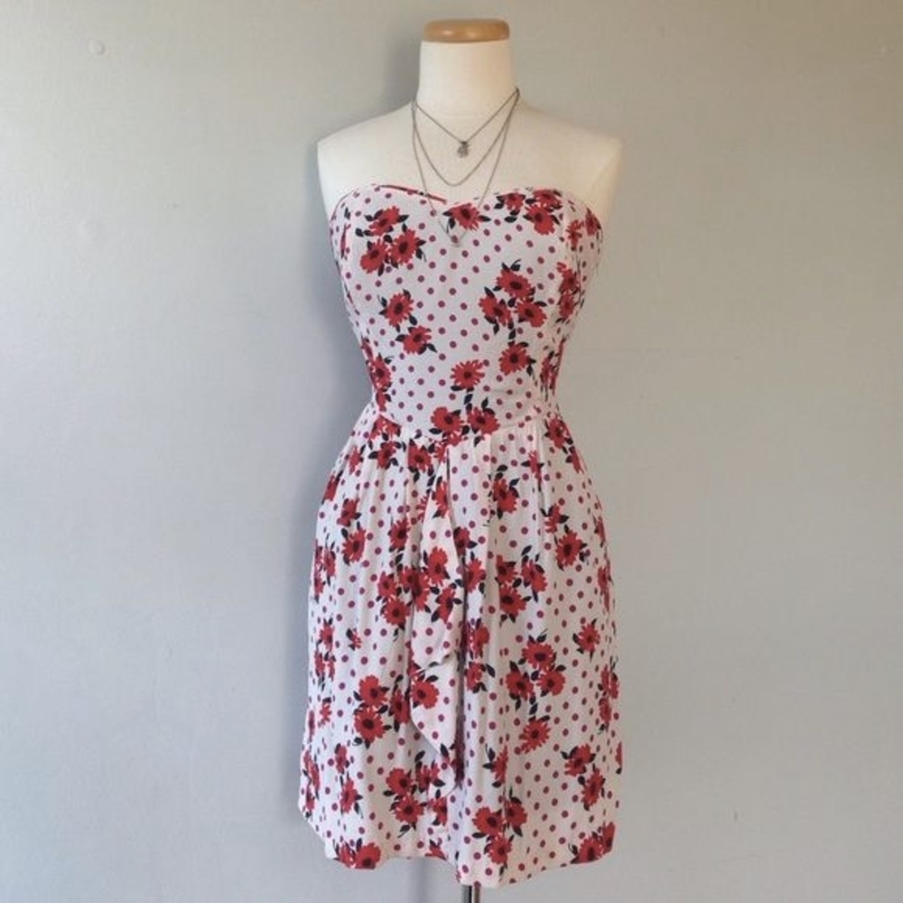 Sweatheart Floral Urban Outfitters Dress