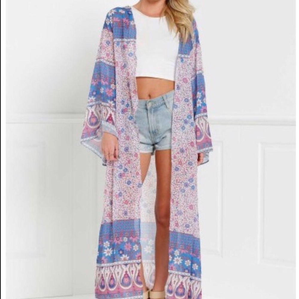 *SOLD* Bohemian maxi kimono!