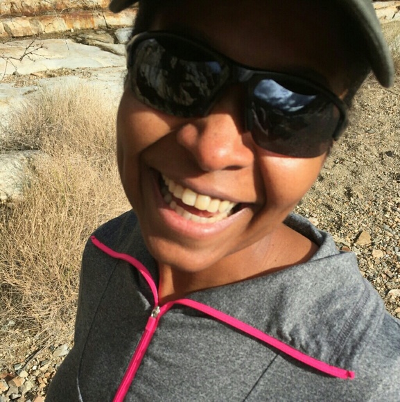 Meet your Posher, Cesarina - Picture 1 of 1