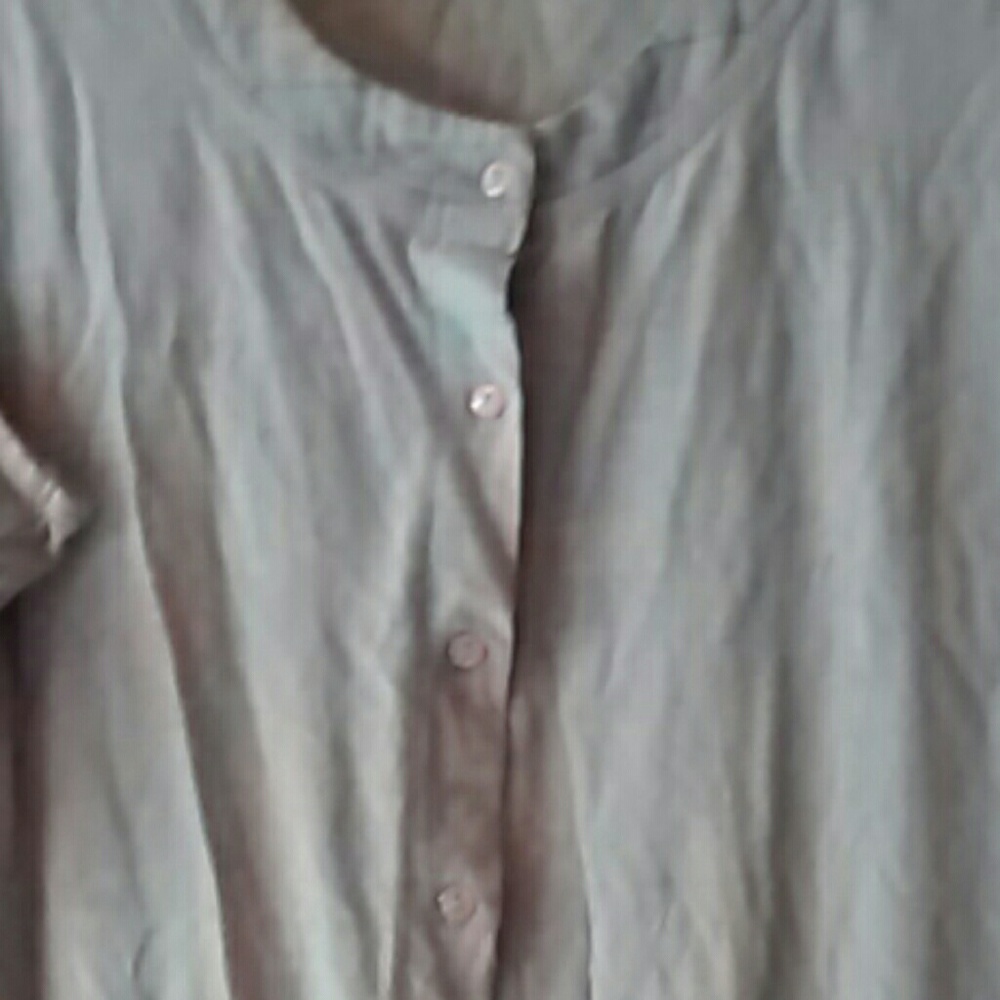 Purple  button down tank top - Picture 2 of 3