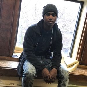 Meet your Posher, Joshua