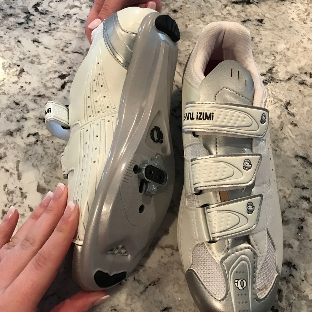 Pearl Izumi cycling shoes