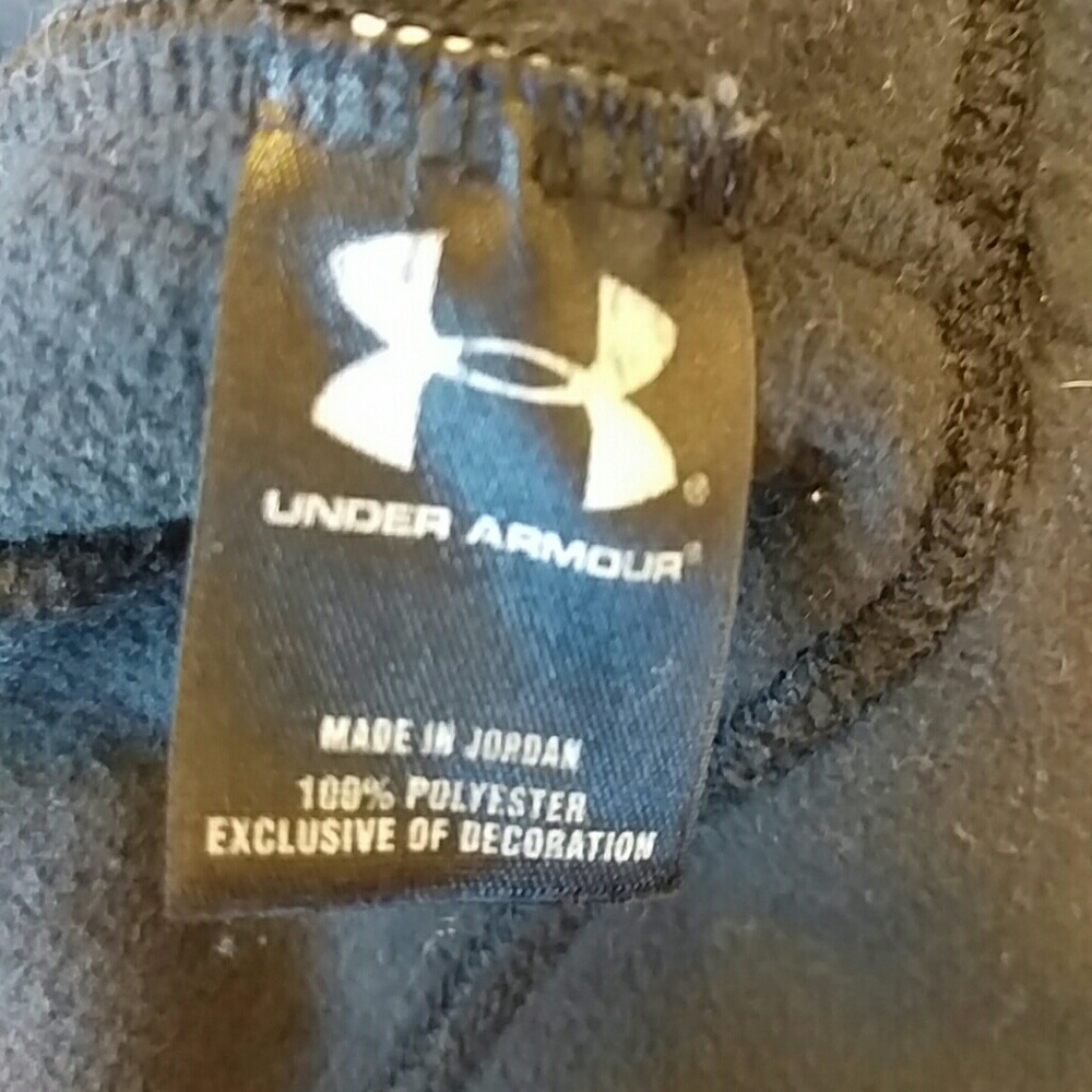 Under Armour - Picture 4 of 4