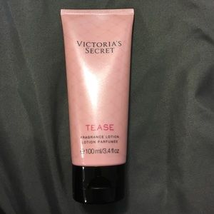 Victoria's Secret lotion - Tease