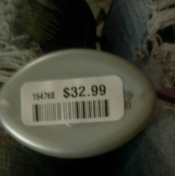 Kenra - Picture 3 of 4