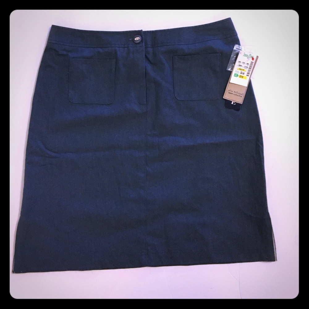 Navy blue skirt 12 petite. New with tags's