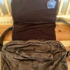 SALE 🎉BED STU "HAWKEYE"🎉