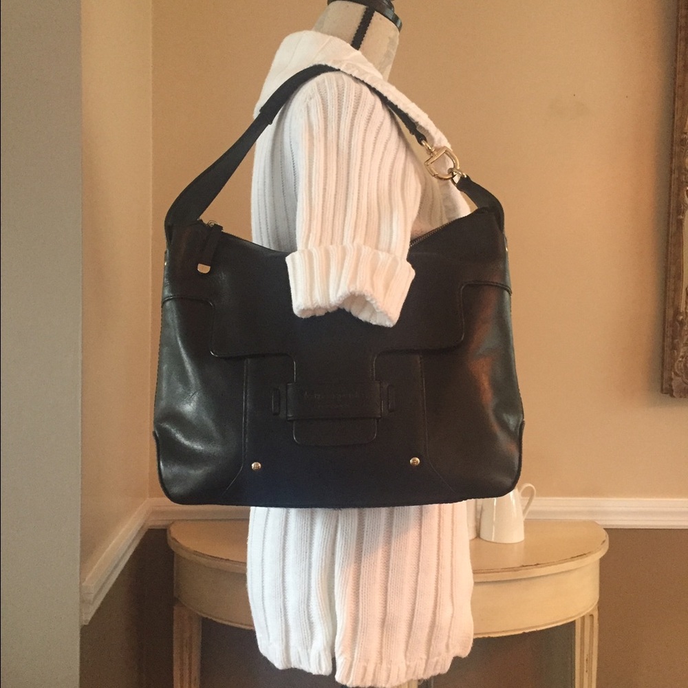 Kate Spade black pebbled leather handbag 👜