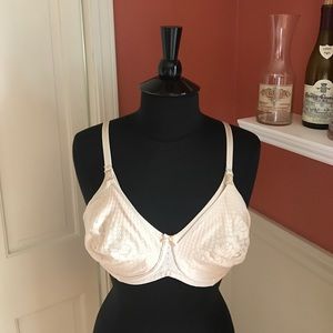 Medela nursing bra