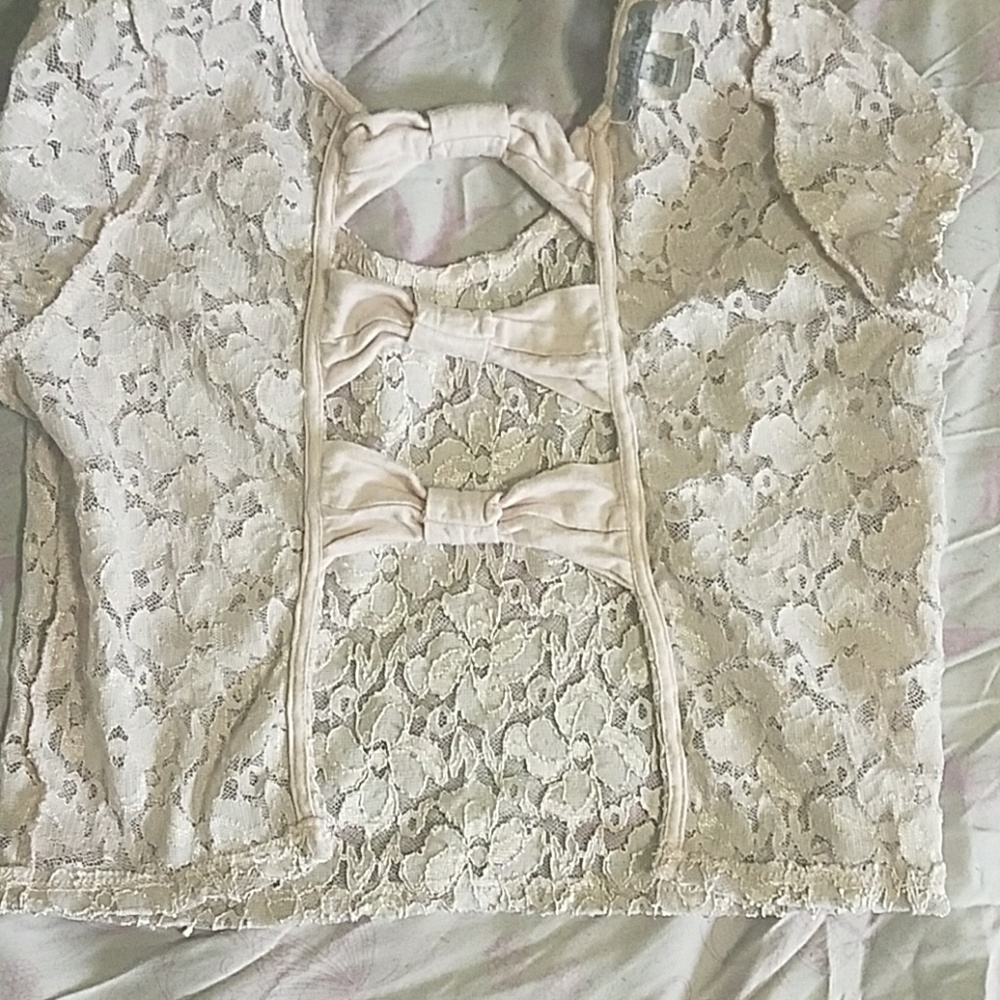 Crop top