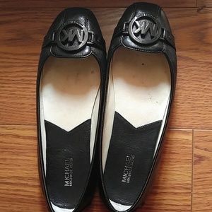 Michael kors flat shoes