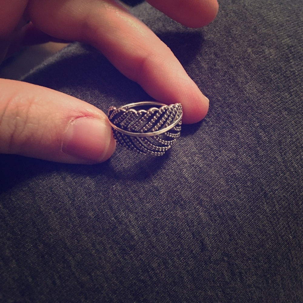 Pandora Feather Ring