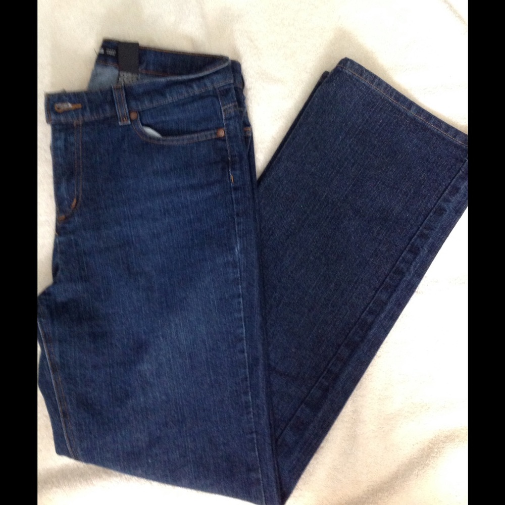 DKNY jeans, (Bull D).