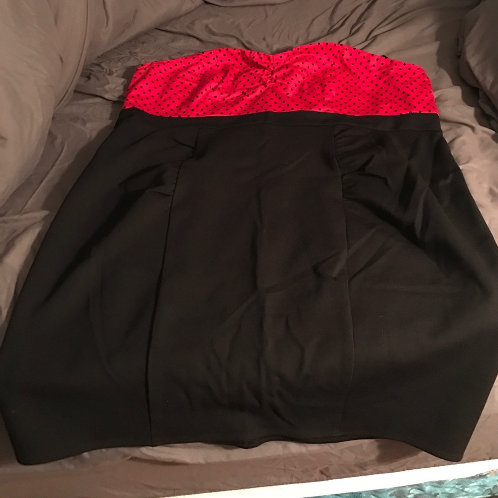 NWT 50s Pinup Vibe Strapless Dress