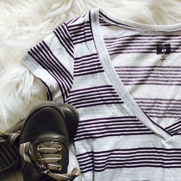 [Urban Outfitters] Purple Stripe V Neck Tee - Picture 1 of 6