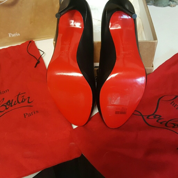40.5 Louboutin Black Heels - Picture 2 of 3