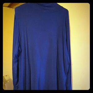Womens long sleeve top