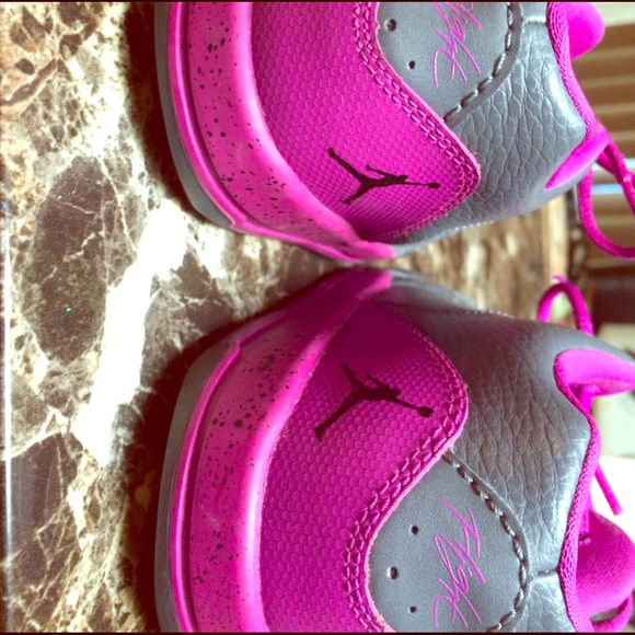 Jordan Flights - Picture 2 of 2