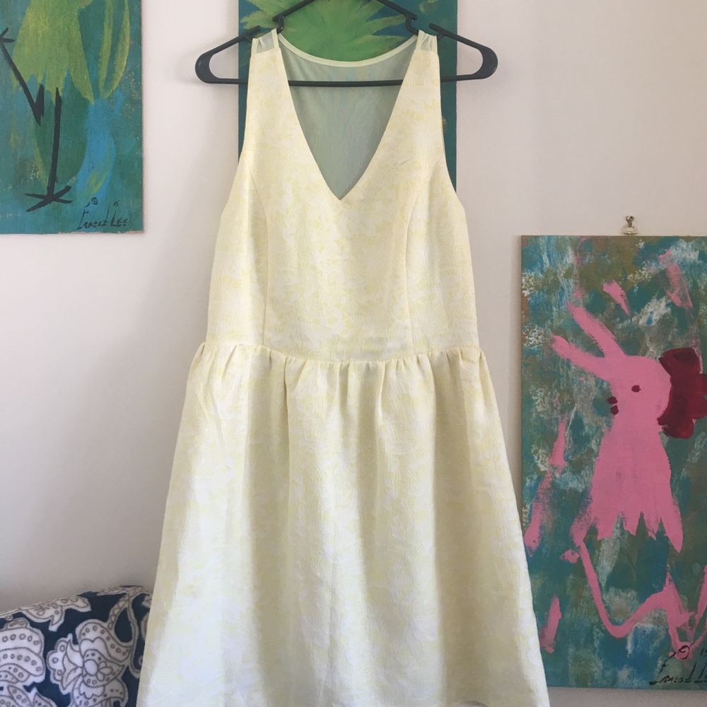 Yellow spring dress