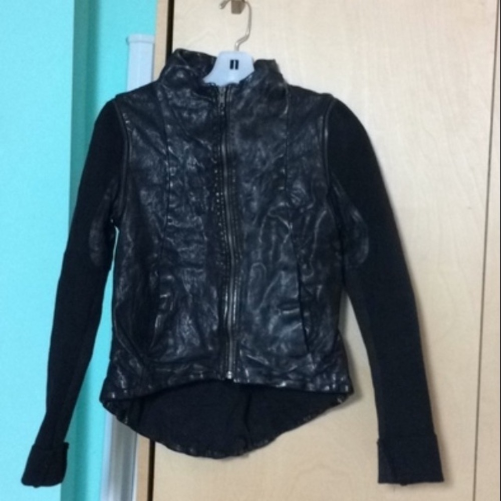 Improvd Leather Jacket converts to Vest. Size XS