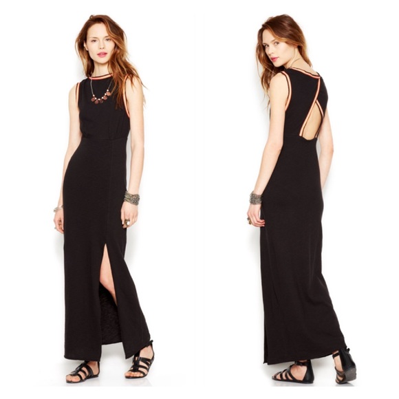 Free People Dresses & Skirts - Free People Maxi Dress w/ gorgeous cutout back