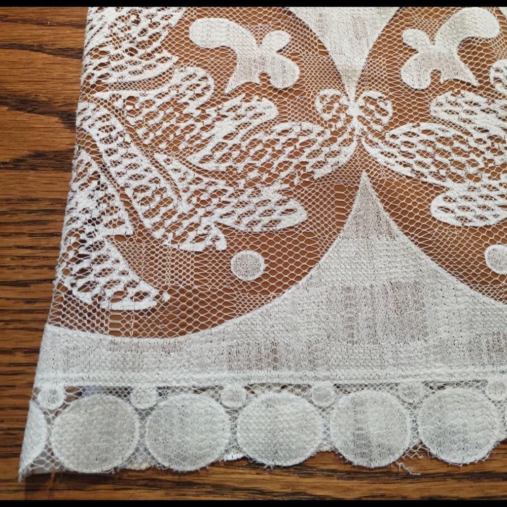 Racerback S lace tank lined underskies - Picture 2 of 6