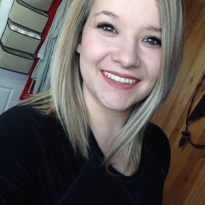 Meet your Posher, Zoe