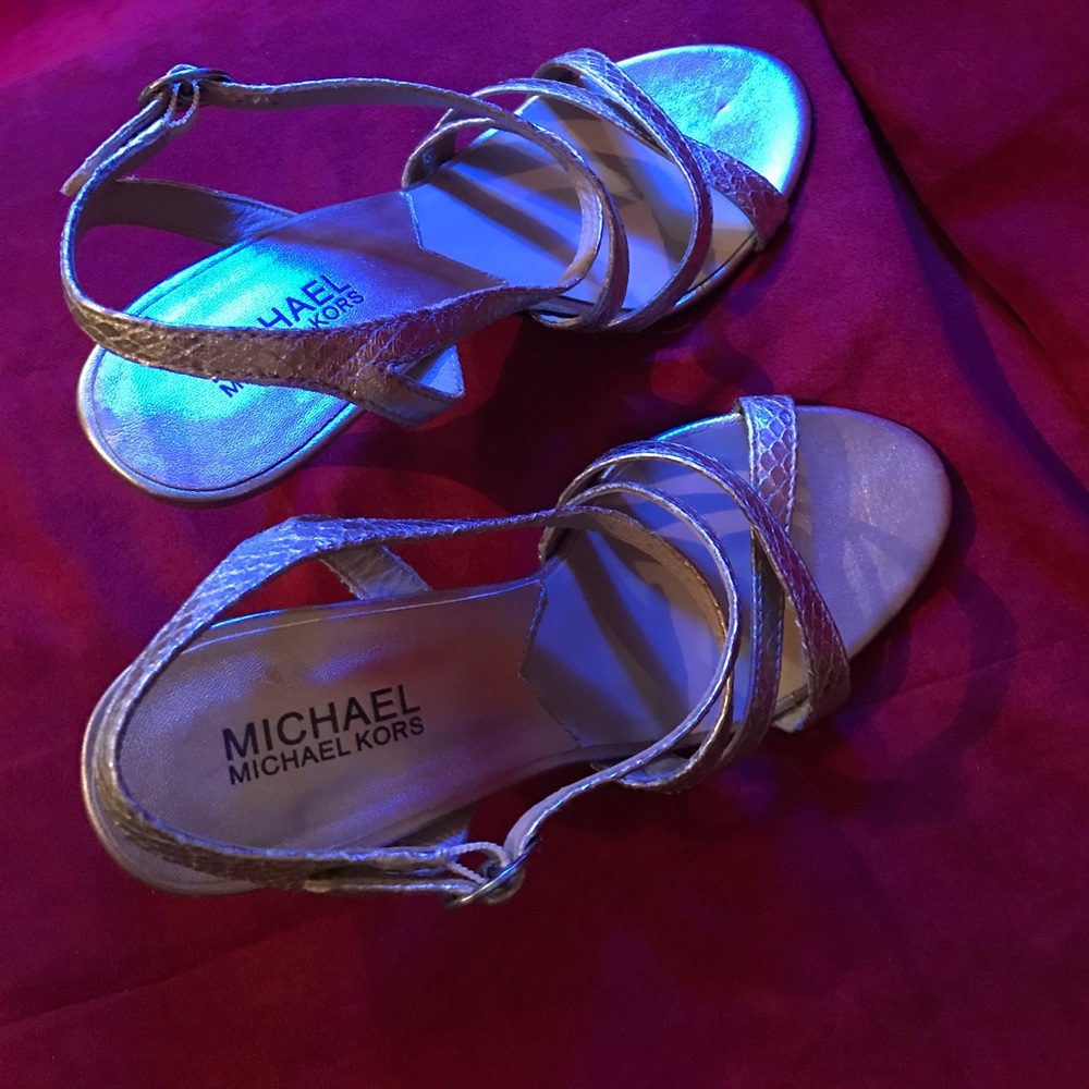 Michael Kors shimmering gold snakeskin stiletto❣❣✨ - Picture 4 of 8