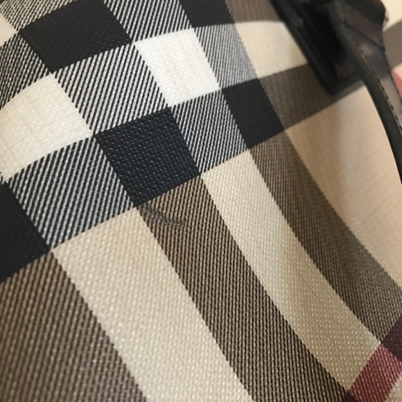 Burberry - Picture 4 of 8