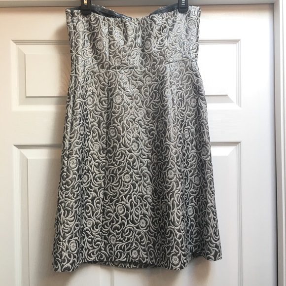 The Limited Dress - Picture 4 of 8