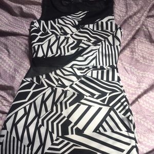 Black/white dress