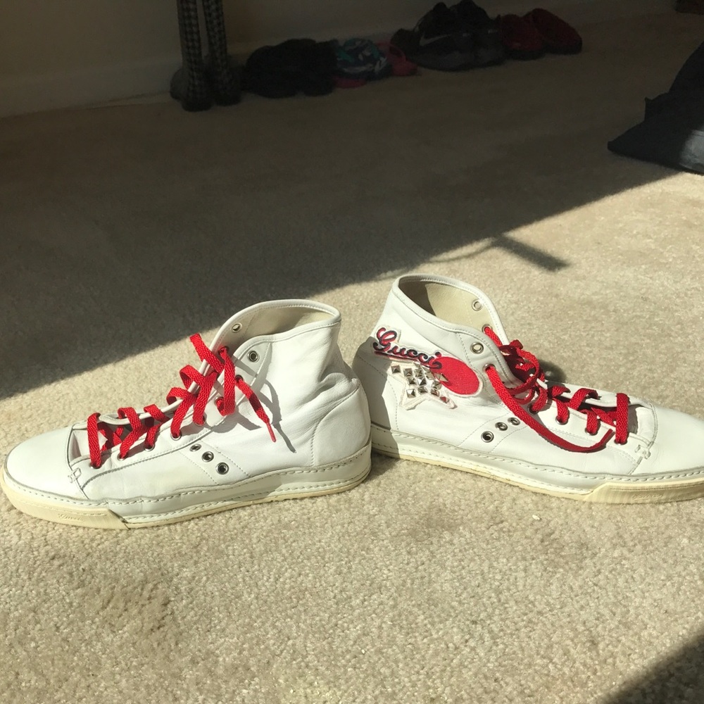 Men Gucci sneakers size 8 1/2