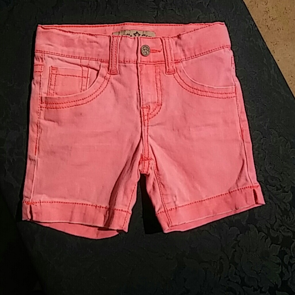 Vanilla Star girls size 4 short pinkish orange