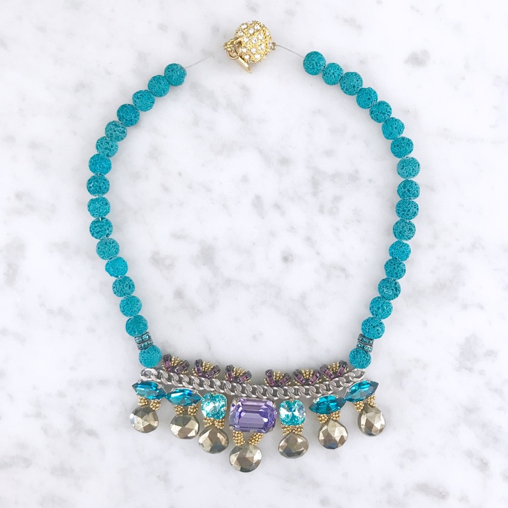 Tova Statement Necklace - Picture 7 of 8