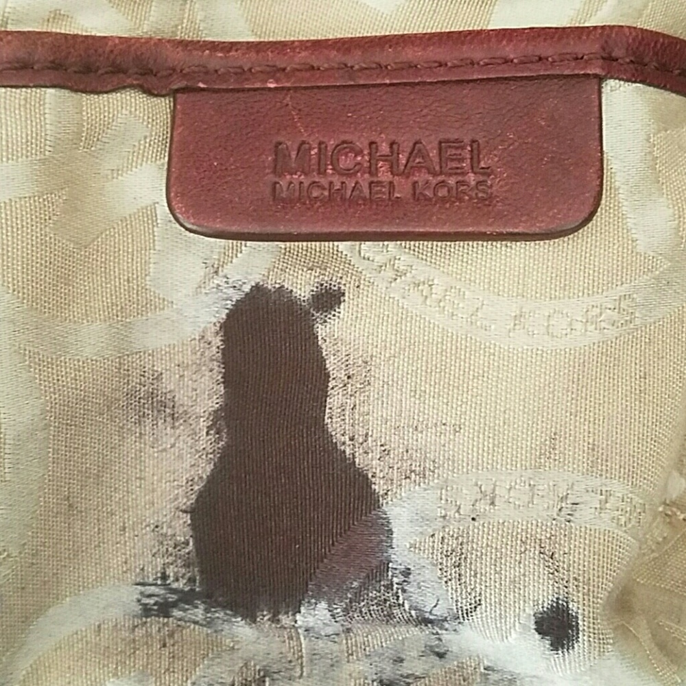 Used Authentic Mk purse. - Picture 3 of 4