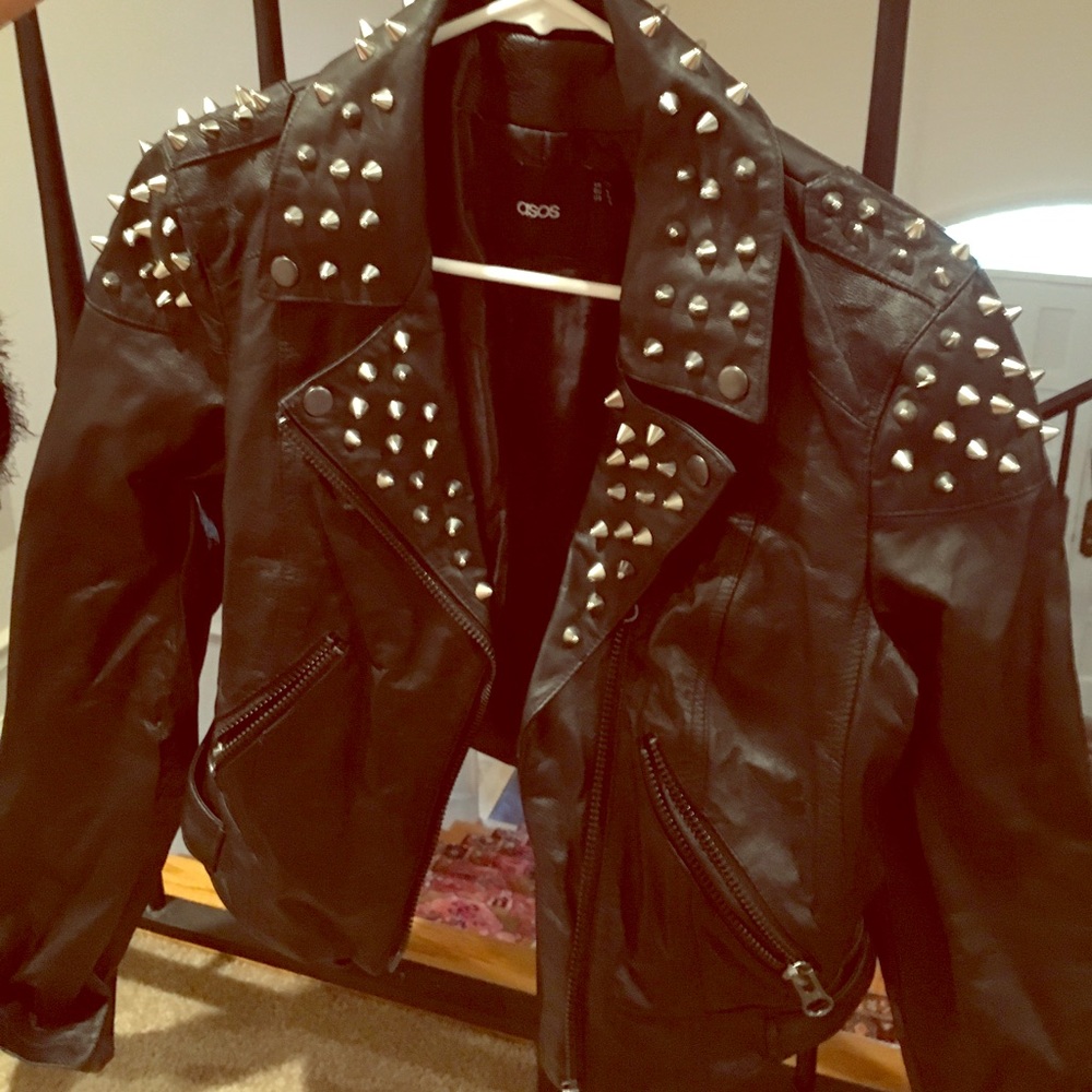 Studded cropped real leather motorcycle jacket