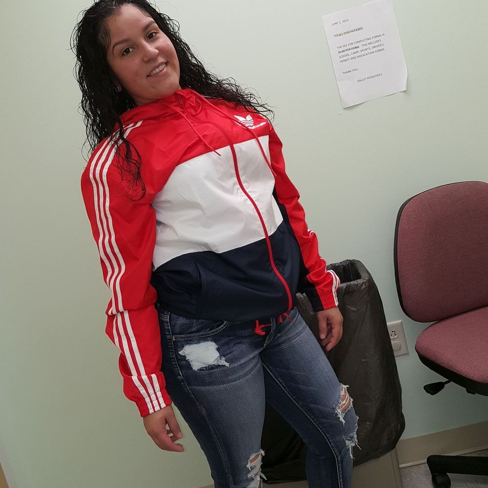 Meet your Posher, Muneka