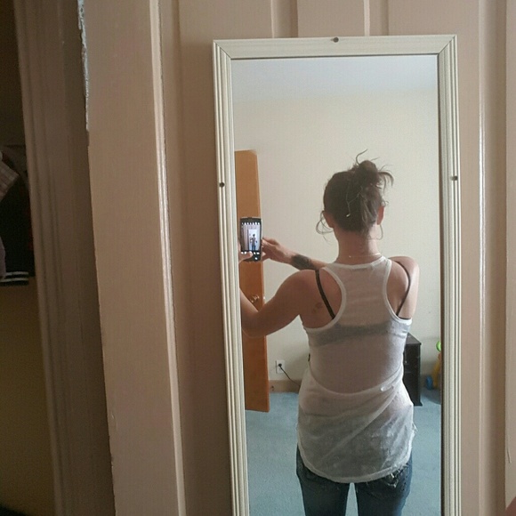 Tank top - Picture 2 of 3