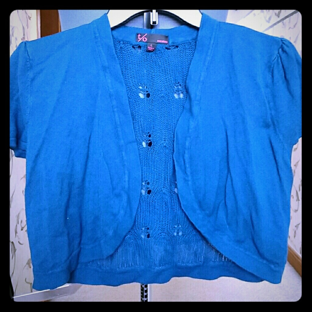 Tiny Cute Blue Cardigan!