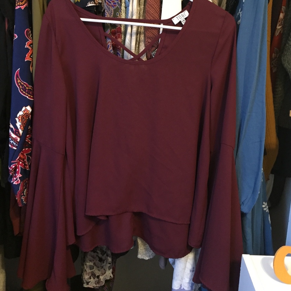 Maroon Tobi bell sleeve lace up back top