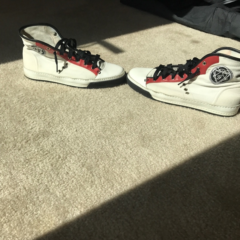 Gucci men sneakers 8 1/2