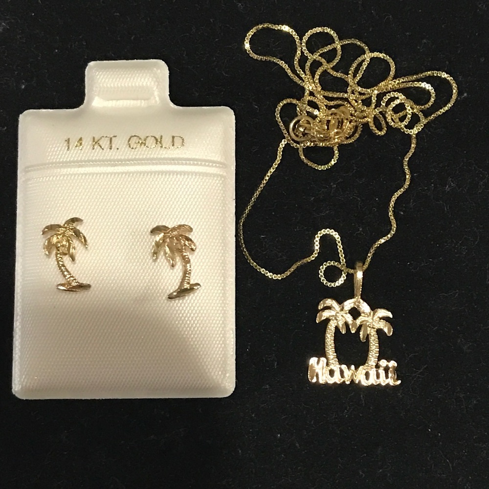 Set 14 K Gold Hawaii Necklace and Earrings