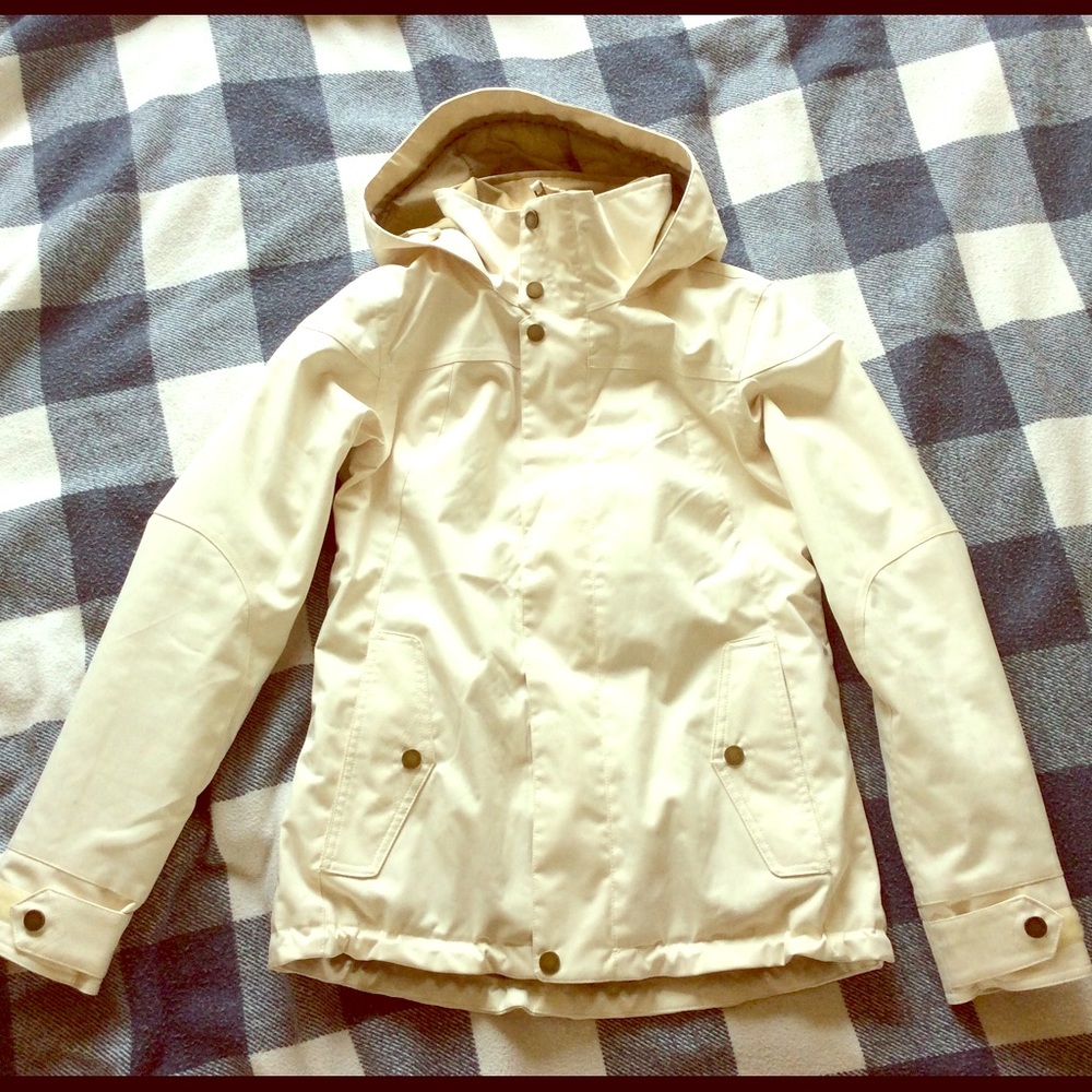 Like new! Burton Snowboard Winter Jacket Ivory