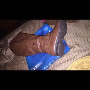 Extra wide calf boots size 6