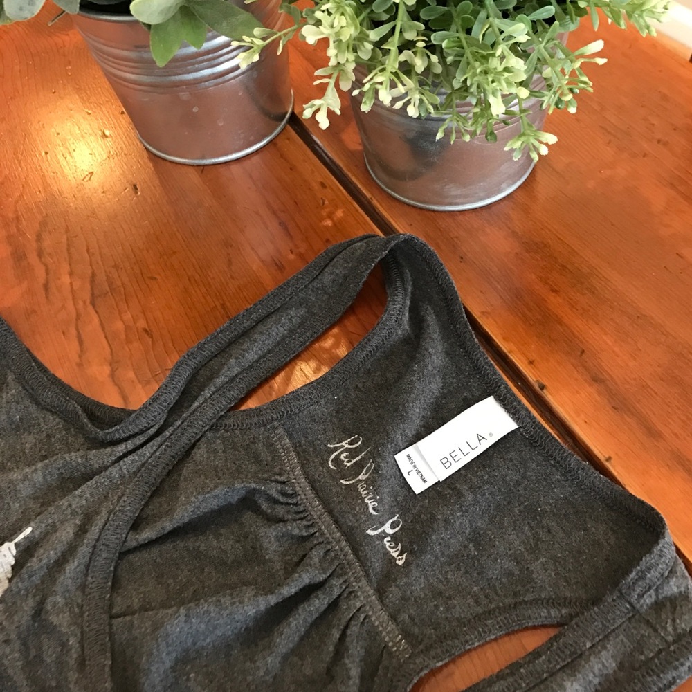 SOLD ModCloth Feather Tank - Picture 2 of 3
