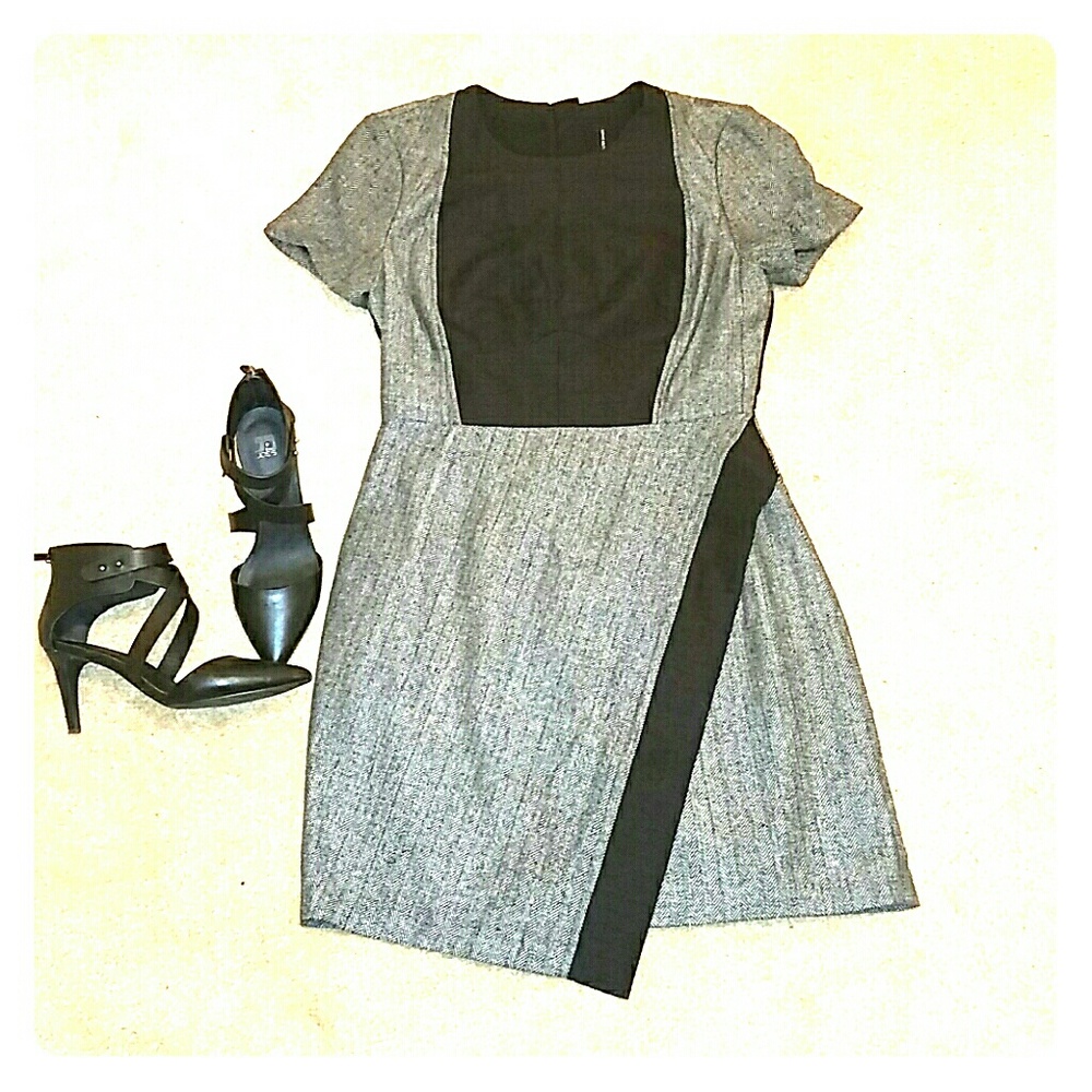 W118 Graphic Quilted Panel Dress